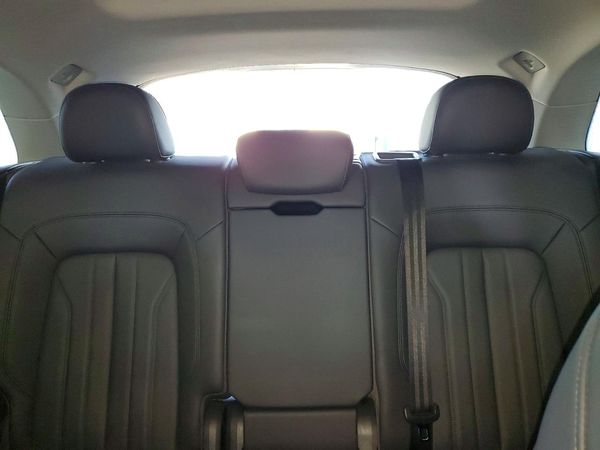 2019 AUDI Q5 quattro Premium