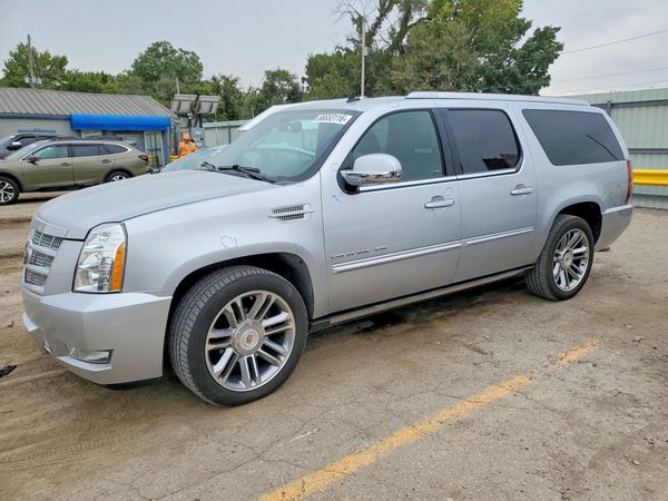 2013 CADILLAC ESCALADE ESV Premium