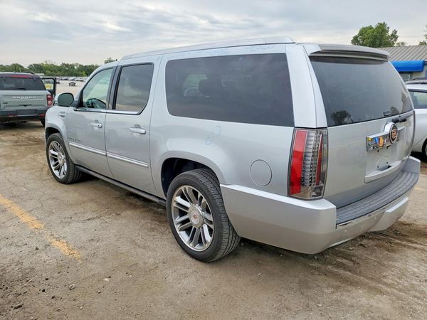 2013 CADILLAC ESCALADE ESV Premium