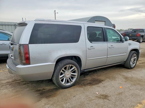 2013 CADILLAC ESCALADE ESV Premium