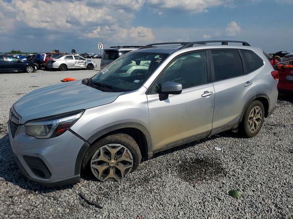 2020 SUBARU FORESTER Prm+ES+KA — Front 3/4
