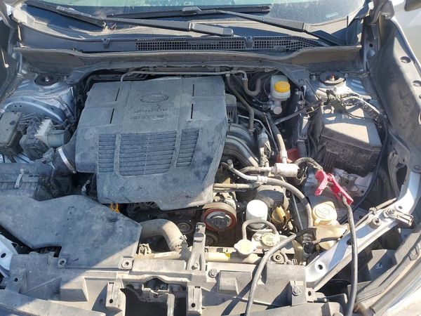 2020 SUBARU FORESTER Prm+ES+KA — Engine bay