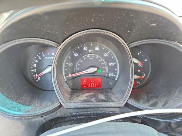 2016 KIA RIO LX A/T