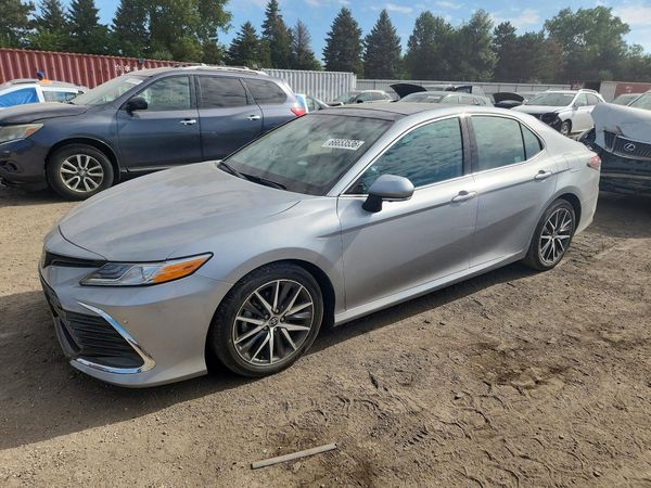 2023 TOYOTA CAMRY