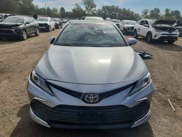 2023 TOYOTA CAMRY XLE