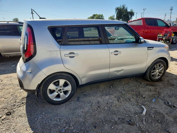 2018 KIA SOUL Base
