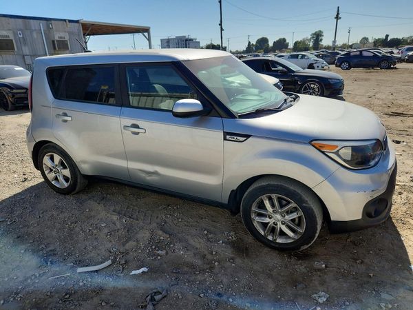 2018 KIA SOUL Base