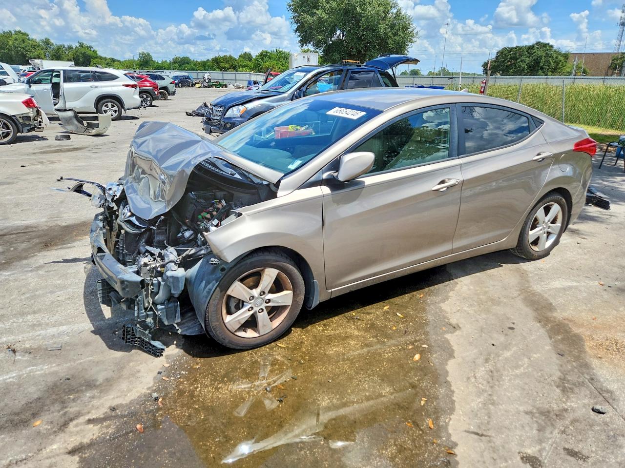 2013 HYUNDAI ELANTRA