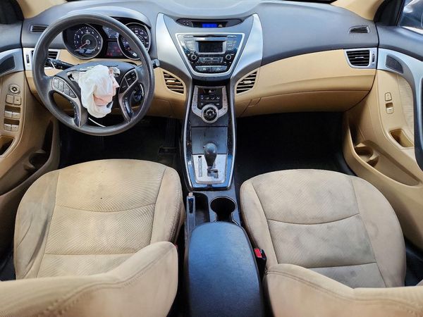 2013 HYUNDAI ELANTRA