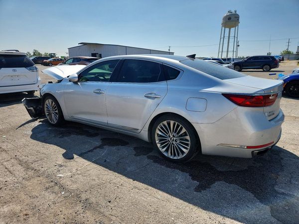 2018 KIA CADENZA