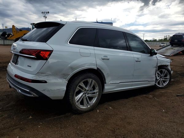 2020 AUDI Q7 quattro Prestige