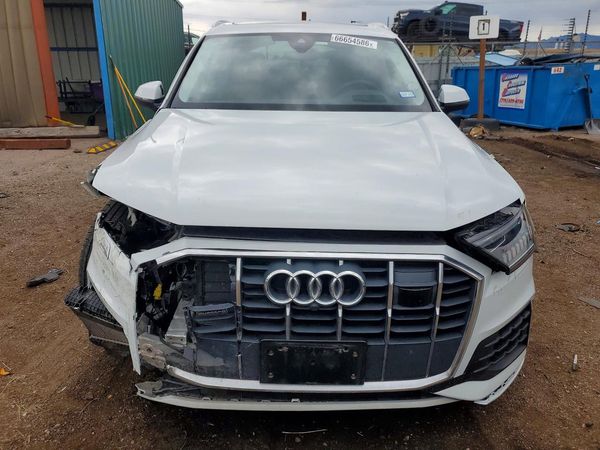 2020 AUDI Q7 quattro Prestige