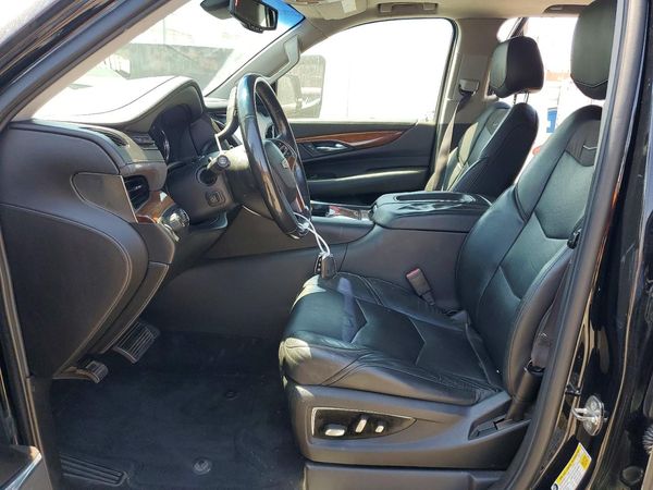 2016 CADILLAC ESCALADE ESV Luxury