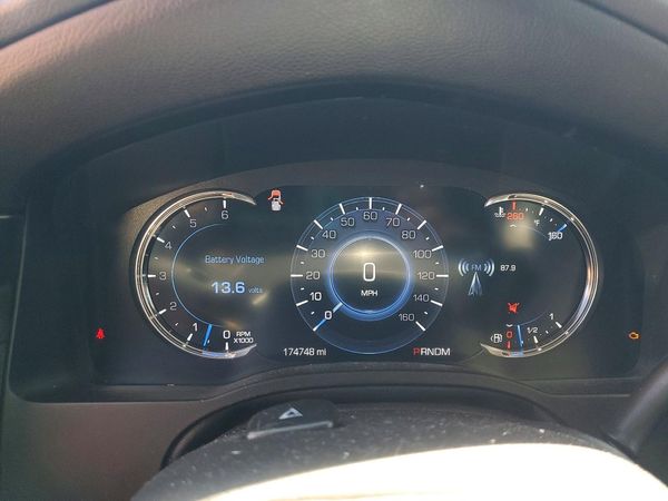 2016 CADILLAC ESCALADE ESV Luxury