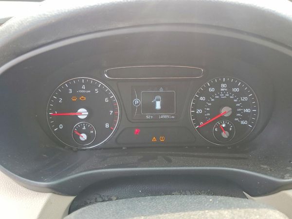 2017 KIA SORENTO L, LX