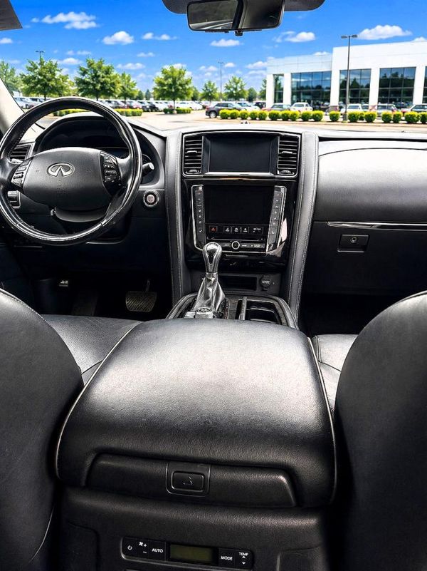 2021 INFINITI QX80 S