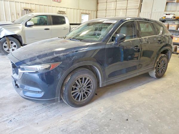 2017 MAZDA CX-5 Touring — Front 3/4