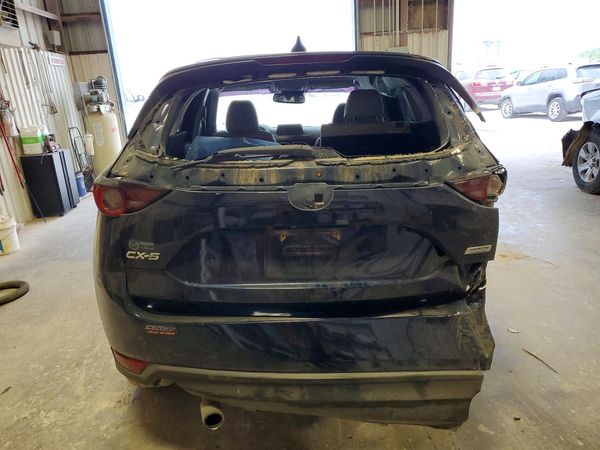 2017 MAZDA CX-5 Touring — DIRR