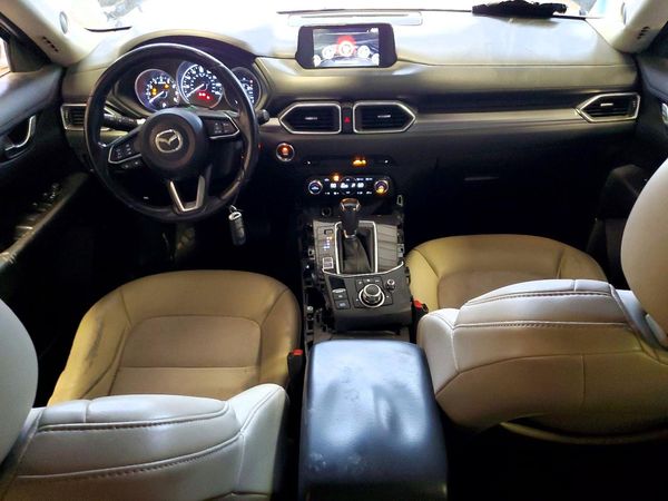 2017 MAZDA CX-5 Touring — CKPT