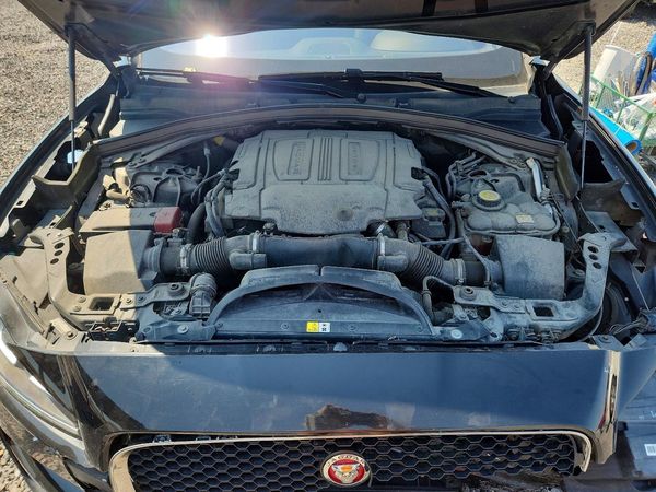 2017 JAGUAR F-PACE Premium
