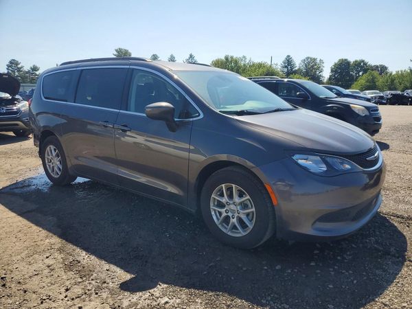 2021 CHRYSLER VOYAGER LXI