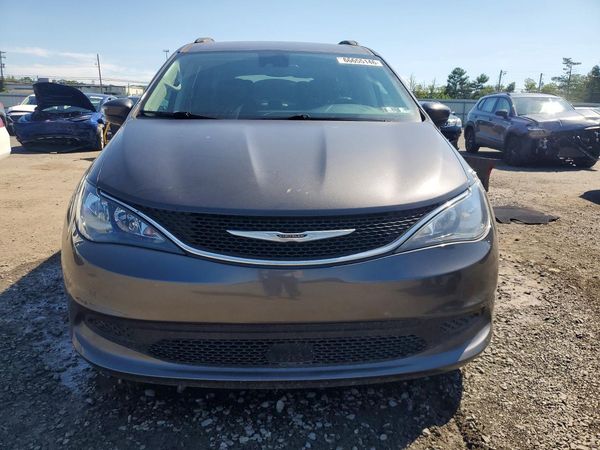 2021 CHRYSLER VOYAGER LXI