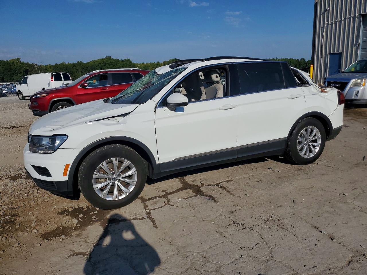 2018 VOLKSWAGEN TIGUAN SE, SEL