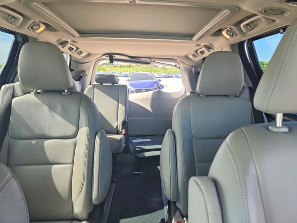 2019 TOYOTA SIENNA