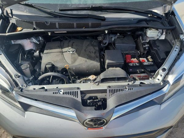 2019 TOYOTA SIENNA