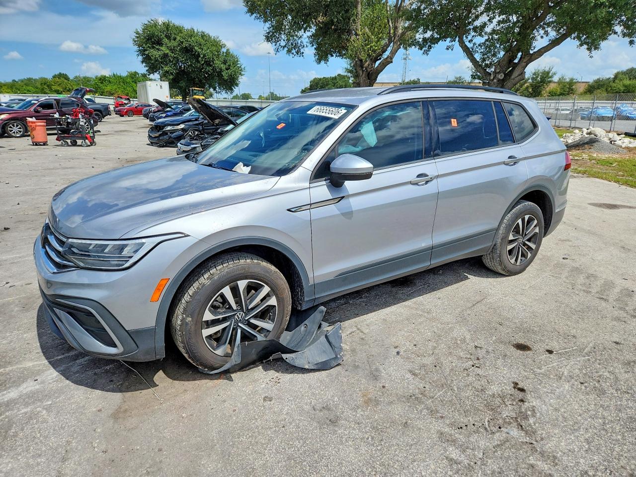 2022 VOLKSWAGEN TIGUAN S