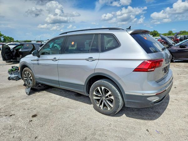 2022 VOLKSWAGEN TIGUAN S