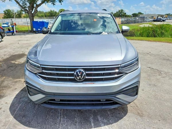 2022 VOLKSWAGEN TIGUAN S