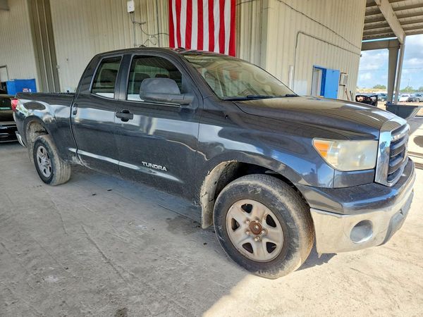 2012 TOYOTA TUNDRA SR5