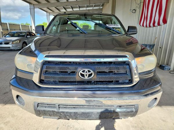 2012 TOYOTA TUNDRA SR5