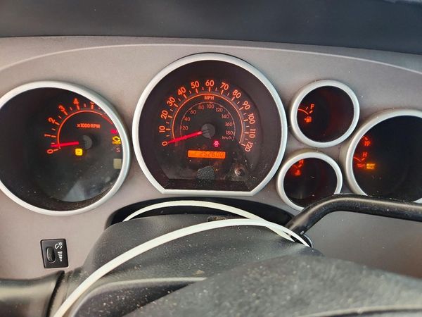 2012 TOYOTA TUNDRA SR5