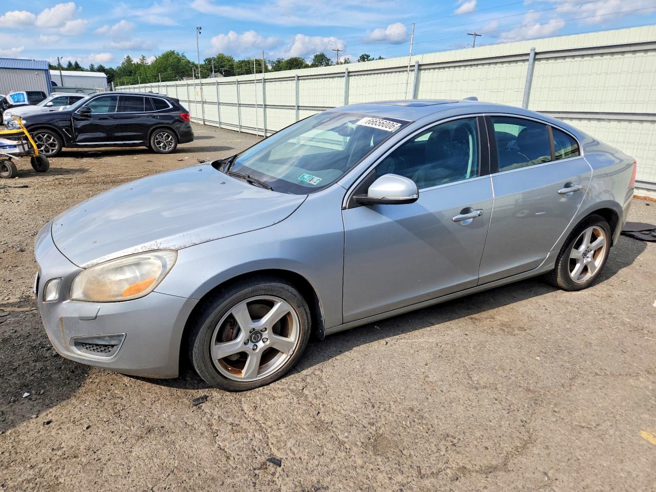 2013 VOLVO S60