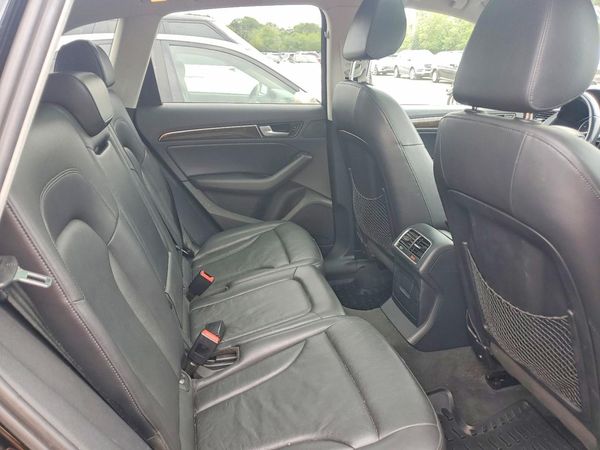 2013 AUDI Q5 Premium Hybrid