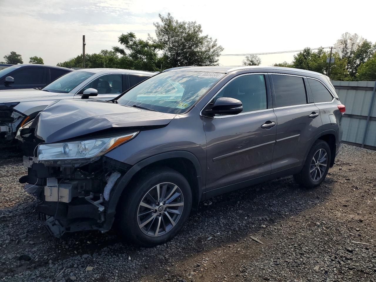 2019 TOYOTA HIGHLANDER