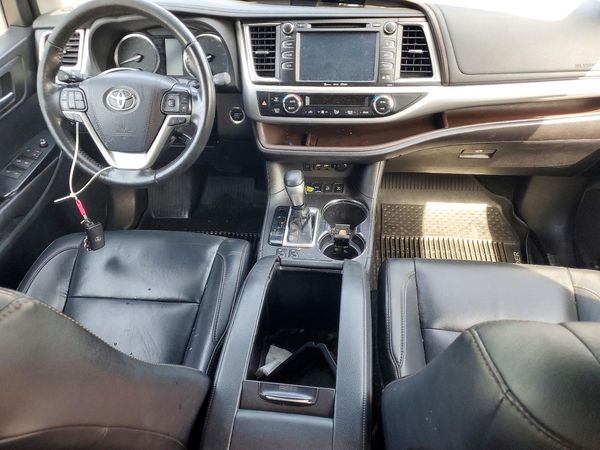 2019 TOYOTA HIGHLANDER