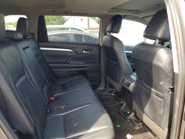 2019 TOYOTA HIGHLANDER