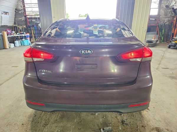 2018 KIA FORTE