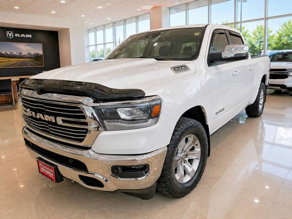 2023 RAM 1500 LARAMIE CREW CAB 4X4
