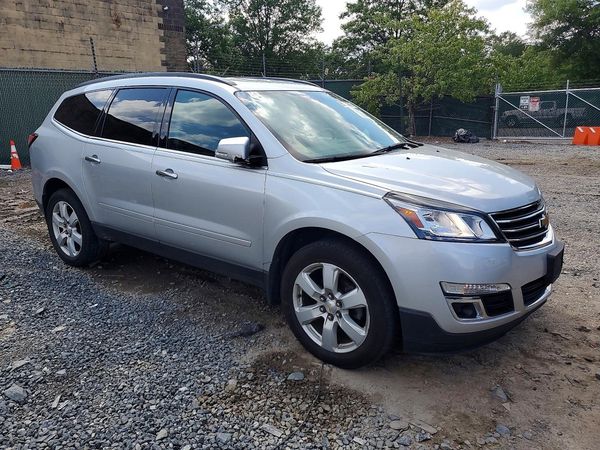2017 CHEVROLET TRAVERSE 1LT