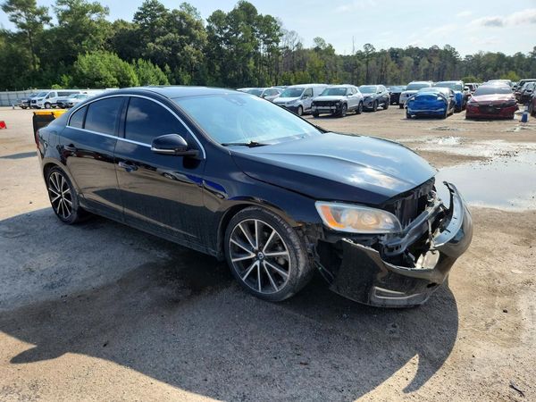 2016 VOLVO S60