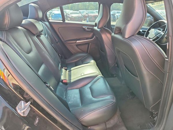 2016 VOLVO S60