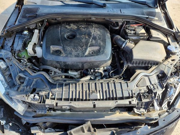 2016 VOLVO S60