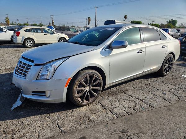 2015 CADILLAC XTS