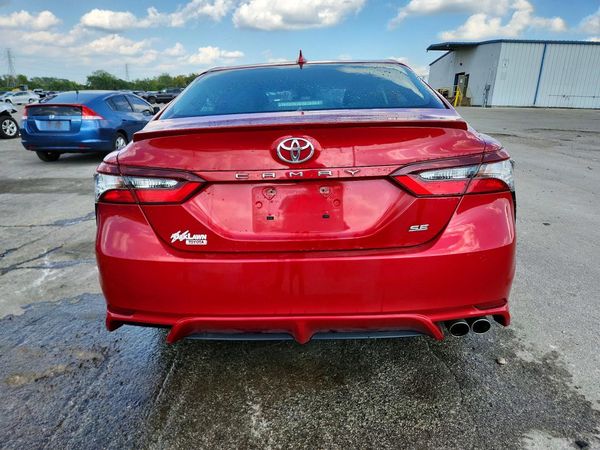 2021 TOYOTA CAMRY