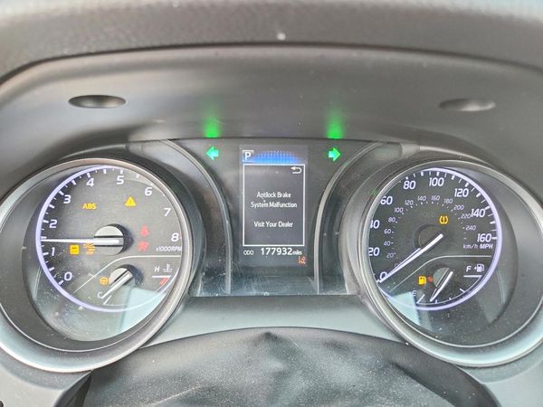 2021 TOYOTA CAMRY