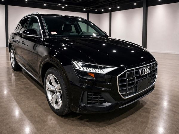 2021 AUDI Q8